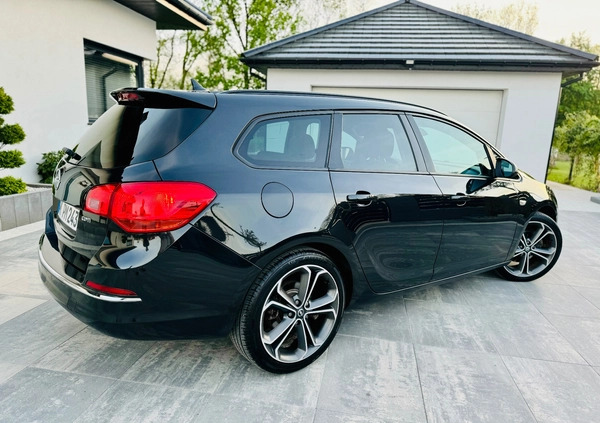 Opel Astra cena 27900 przebieg: 189000, rok produkcji 2013 z Wąsosz małe 742